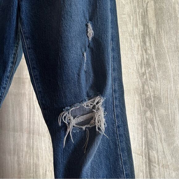 Levi’s Premium Wedgie High Rise Jeans Distressed Ripped Knee Dark Denim Size 28 - Picture 2 of 7